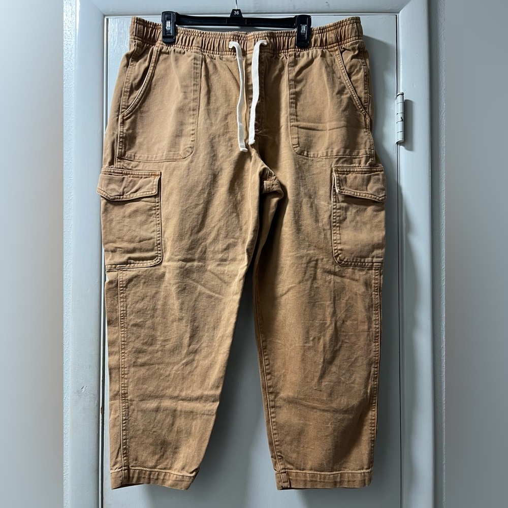 Cropped Gap Cargo Pants